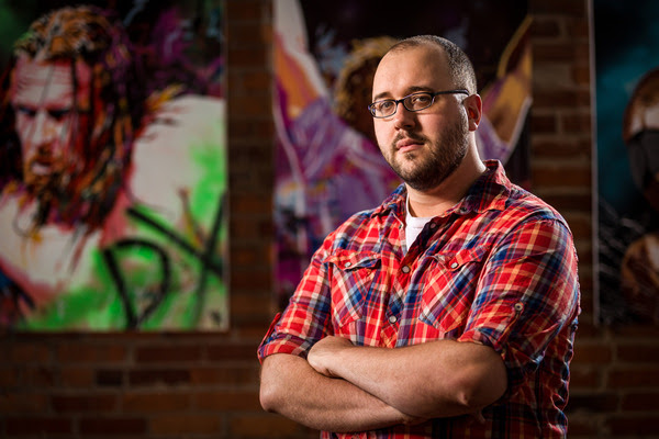 WWE 2K17 Artist And WWE portrait artist Rob Schamberger E3 2016.jpg